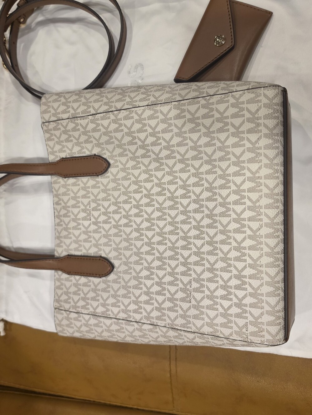 MICHAEL KORS~Vincent Signature Logo Tote Bag With Card Case, NWOT - Picture 8 of 16